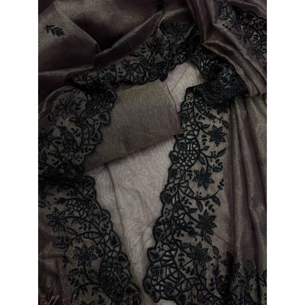 Present a New Exclusive Designer Saree Collection