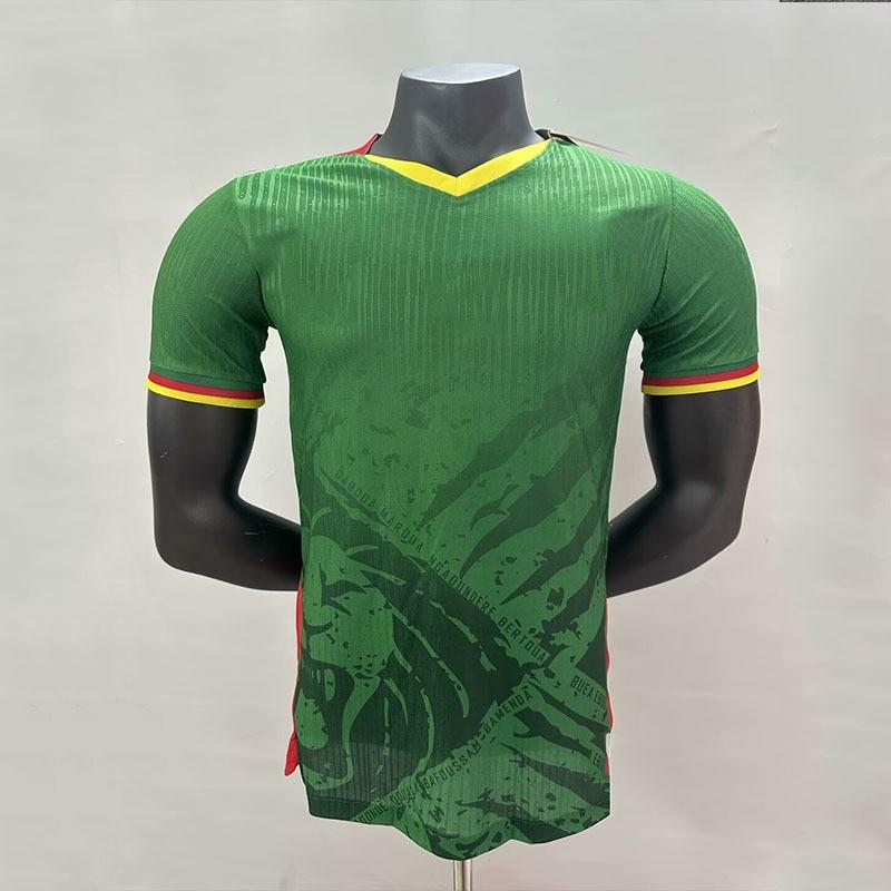 Mens Bamboo Fiber Soccer Jersey Cameroon Home Kit 2026 World Cup Style Short Sleeve Football Shirt