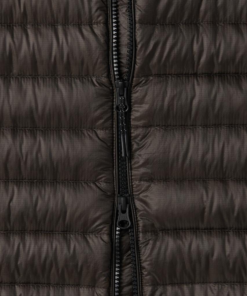 Musinsa Standard [City Leisure] Sheer Ripstop High-Neck Light Down Vest [Brown]