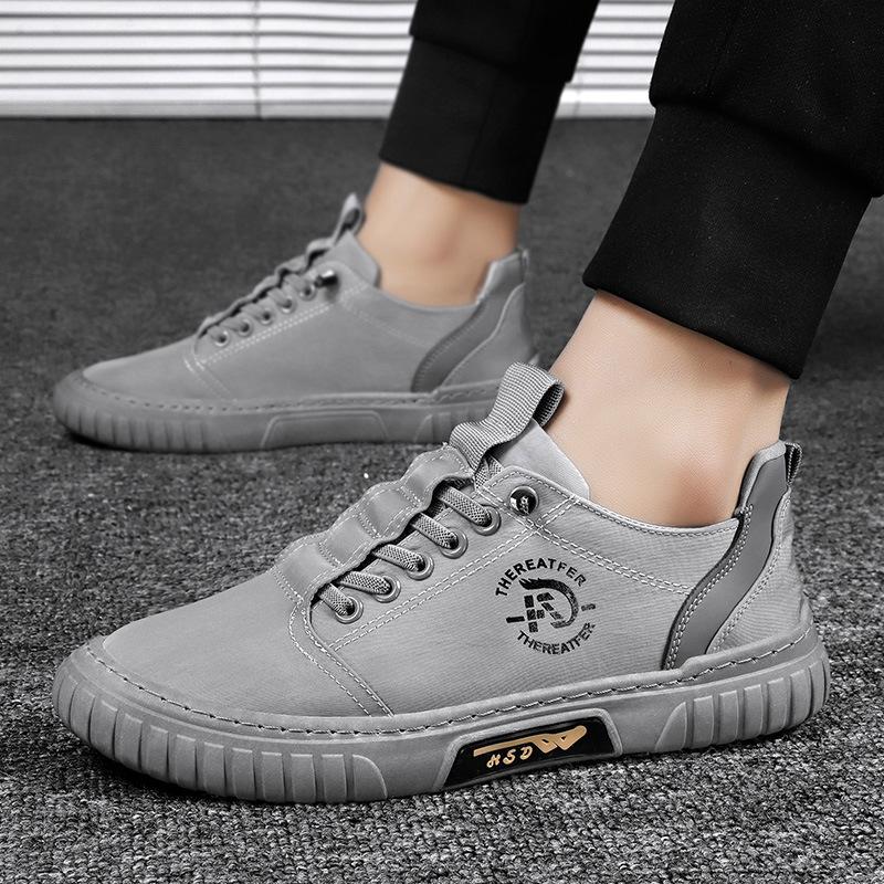 Fashion Canvas Shoes Breathable Men Sneakers Casual Walking Flats Slip-on Man Vulacnized Shoes Summer Working Footwear