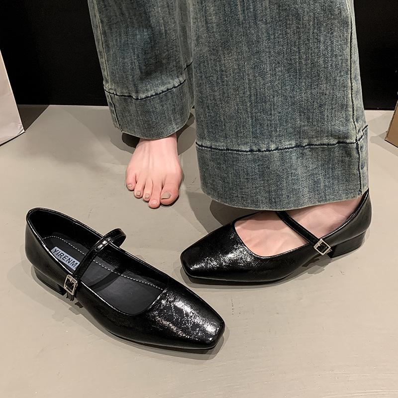 Туфли Мэри Джейн Женские Весна 2025 Новые Заклинание Серебро Квадратный Носок Толстый Каблук Легкий Вырез Одинарные Туфли Универсальные Высокие Каблуки Женские