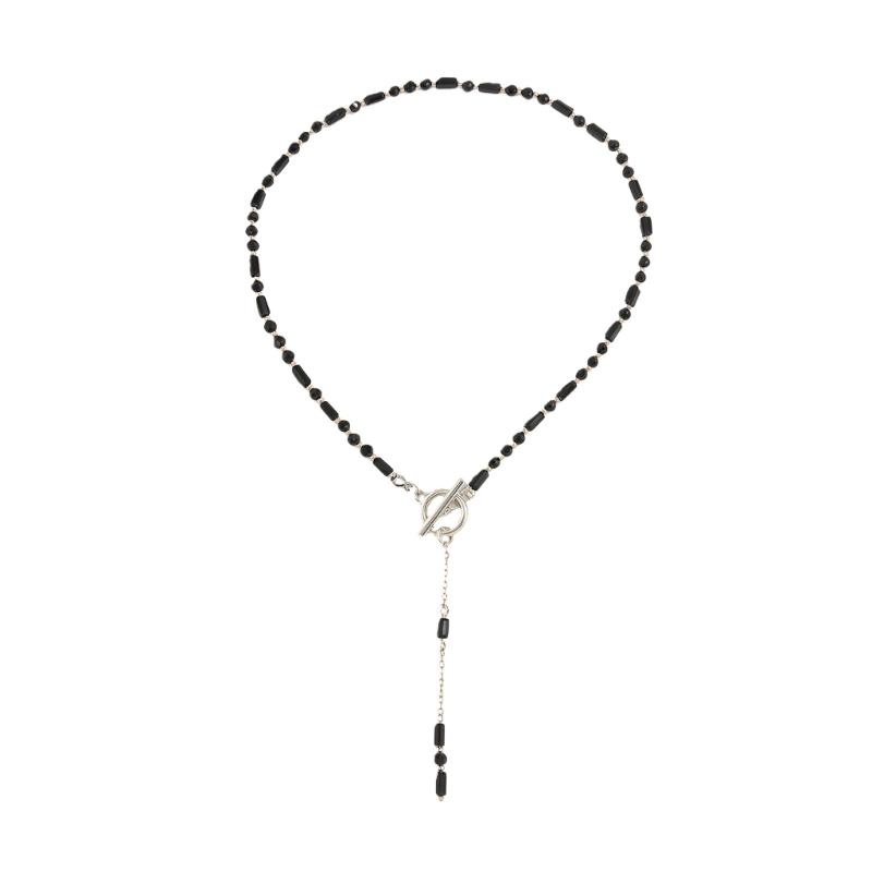 Trendy Y Necklace with Heart Motifs OT Interlocked Clasp Ideal for Modern Women Fashion Collarbone Chain Adornment