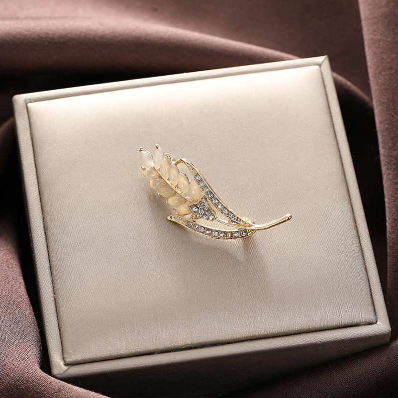 Стразы Колосья пшеницы Тюльпан Одуванчик Броши для женщин Жемчужные Растения Банкет Вечеринка Рюкзак Подарки Ювелирные аксессуары