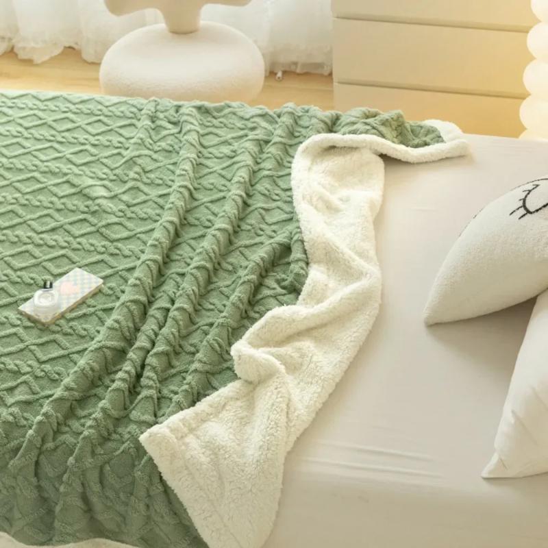 Одеяло из овечьей шерсти, коралловый фланель, чехол для дивана, одеяло, офисная шаль, кондиционер, маленькое одеяло, одеяла для кроватей