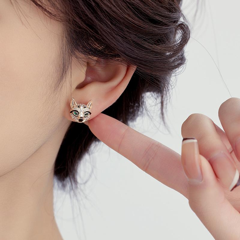 Full Diamond Zircon Fox Stud Earrings Gold High-End Light Luxury Earrings Cute Design Earrings Women