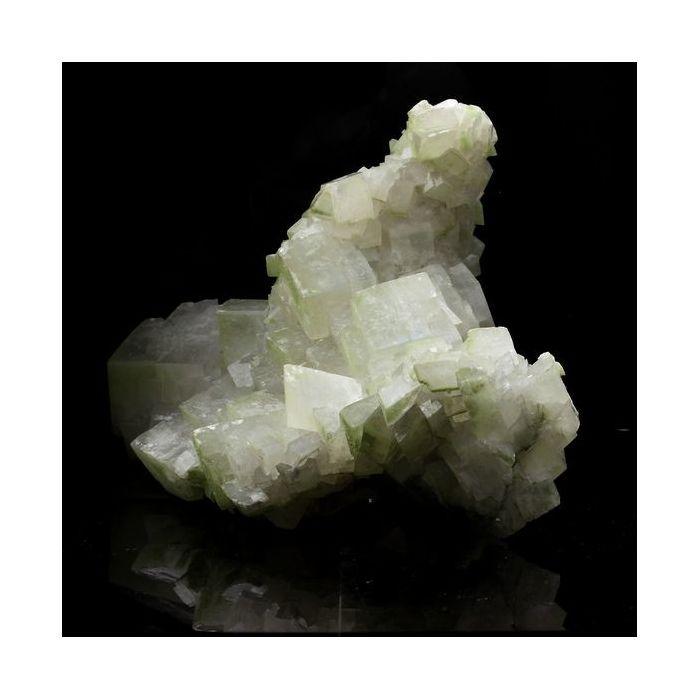 Pierres et Minéraux. Duftite sur Dolomite. 3090.0 ct. Tsumeb, Oshikoto Region, Namibie.