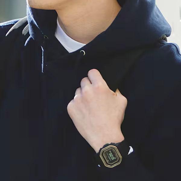 Casio G-SHOCK DW-H5600MB-1JR [G-SHOCK Sports Line (G-SQUAD)DW-H5600 Series] Square Watch Black