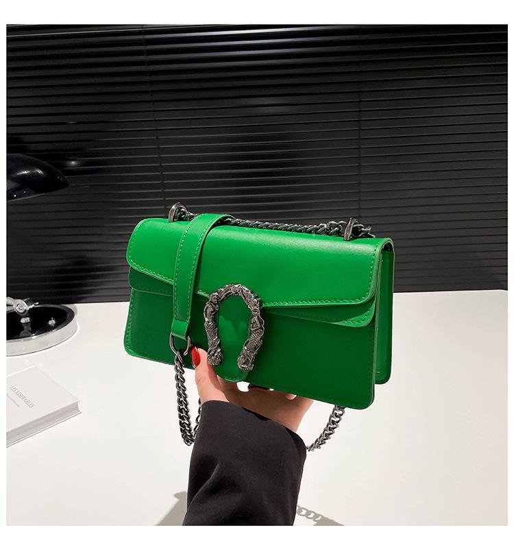 Модная женская квадратная сумка через плечо на цепи 2025 года