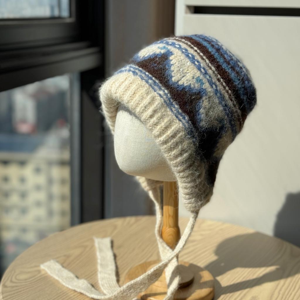 Пуловерная шапка в стиле Fair Isle с контрастным ремешком, женская, осенне-зимняя, утолщенная, теплая и ветрозащитная, с защитой ушей, шапка-ушанка