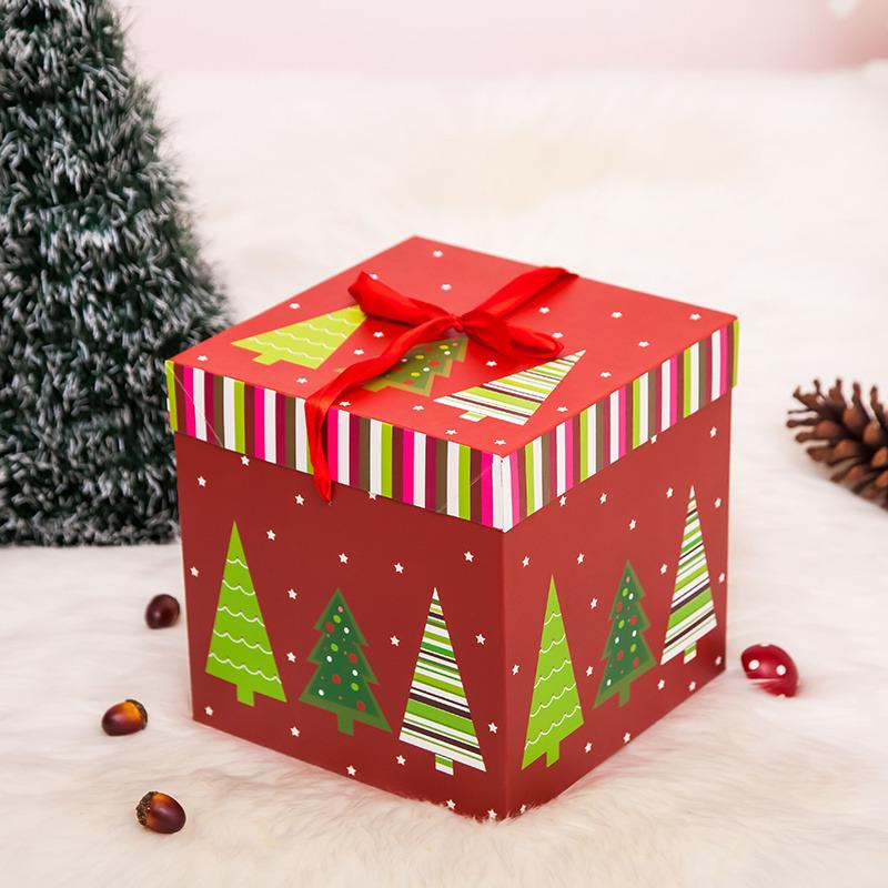2025 New Christmas New Personalised Christmas Eve Gift Box Xmas Present Party Favour Foldable Gift Boxes