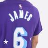 Nike Футболка с коротким рукавом и круглым вырезом с буквенным принтом и цифрами DA7384-551