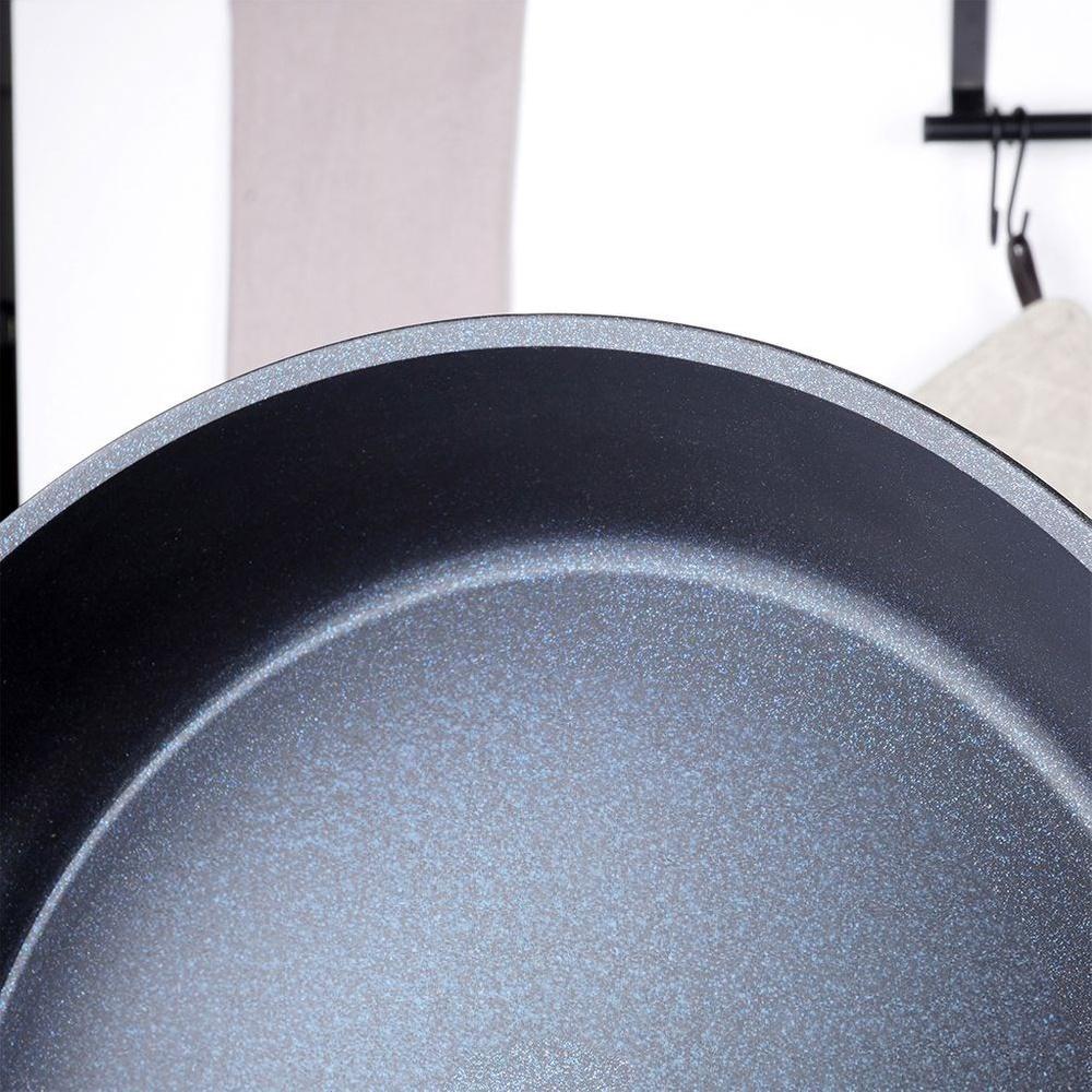 Orion 26 cm Navy Blue Cast Aluminum Frying Pan with Diamond Non-Stick Coating