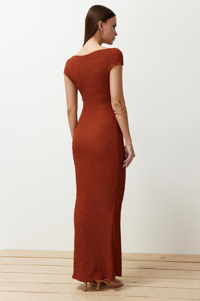 Women's Dress New Season Fashion Tile Textured Fabric Fitted Moon Sleeve Knitted Midi Dress