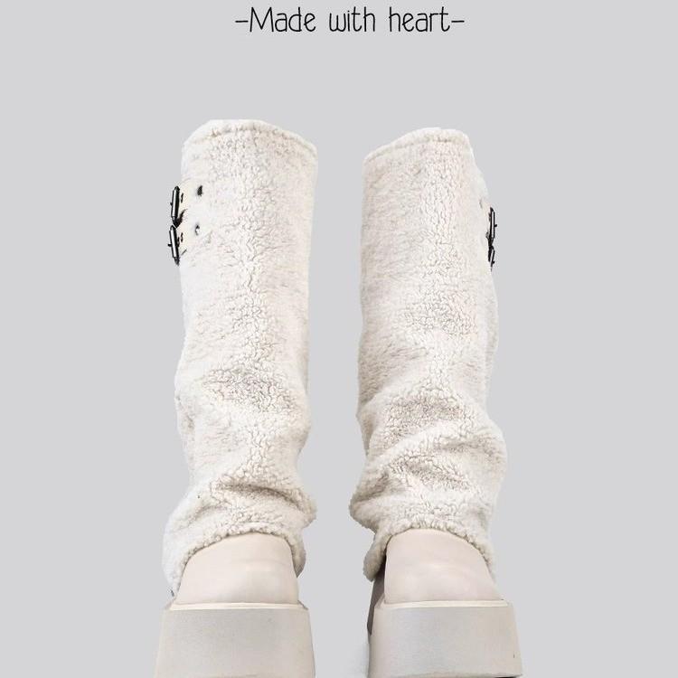 Thick-soled Plush Boots Women's 2025 Winter Explosion Small Man But Knee Boots Spice Girl Pant Tube Boots