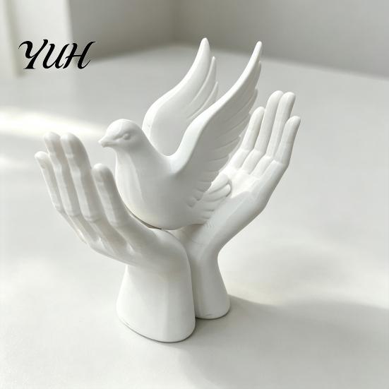 Resin Craft Figure 3D Printed Peace Pigeon on Hands Ornament, Minimalist Statue, Decorative Jewelry Tray Holder Hand Sculpture with Stable Base