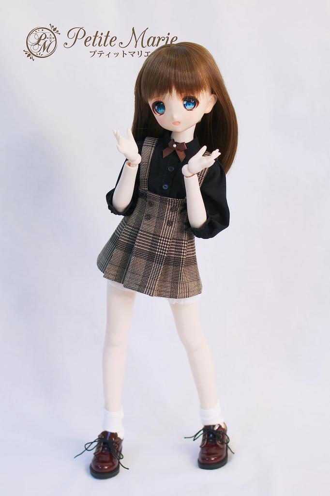 Petite Marie Scale BJD Jumper Skirt with Brown Ribbon and Black Blouse Set Check British Glen Plaid Jumper Skirt for 40cm BJD Dolls 1/3 (2 Pieces)