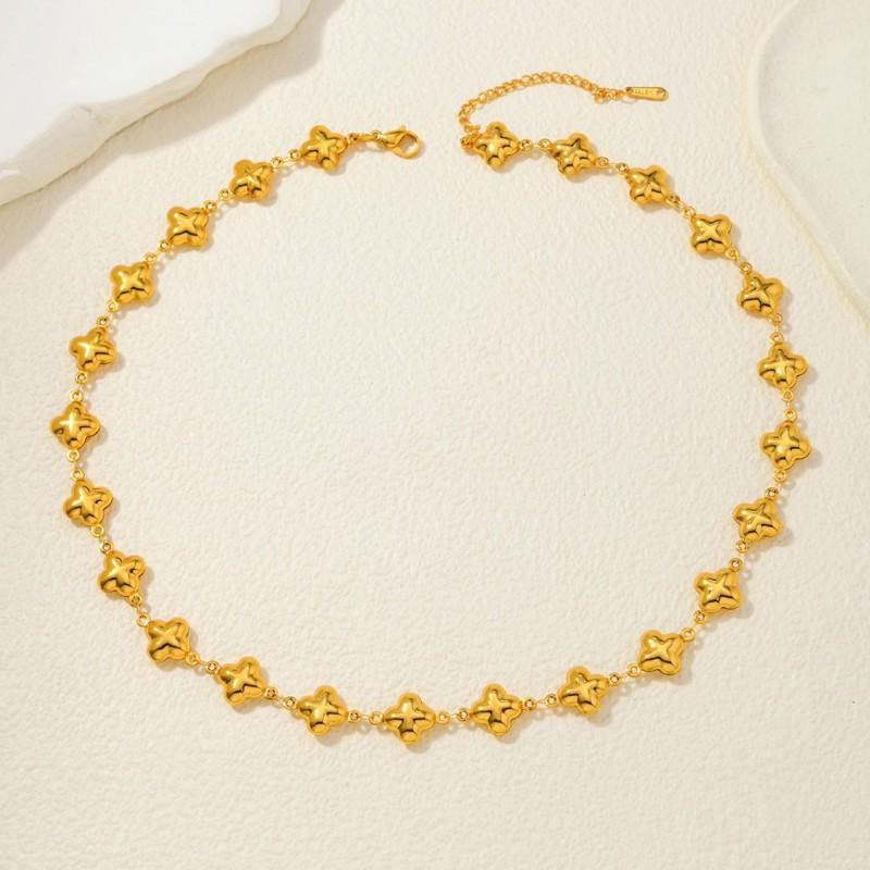 18K Gold Plated Clover Pendant Set Women Earring Necklace Bracelet Lightweight Fashion Jewelry
