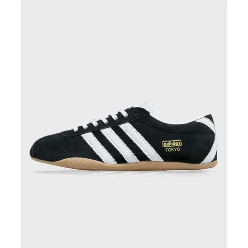 [adidas] Женский Токио Черный Core JI0183
