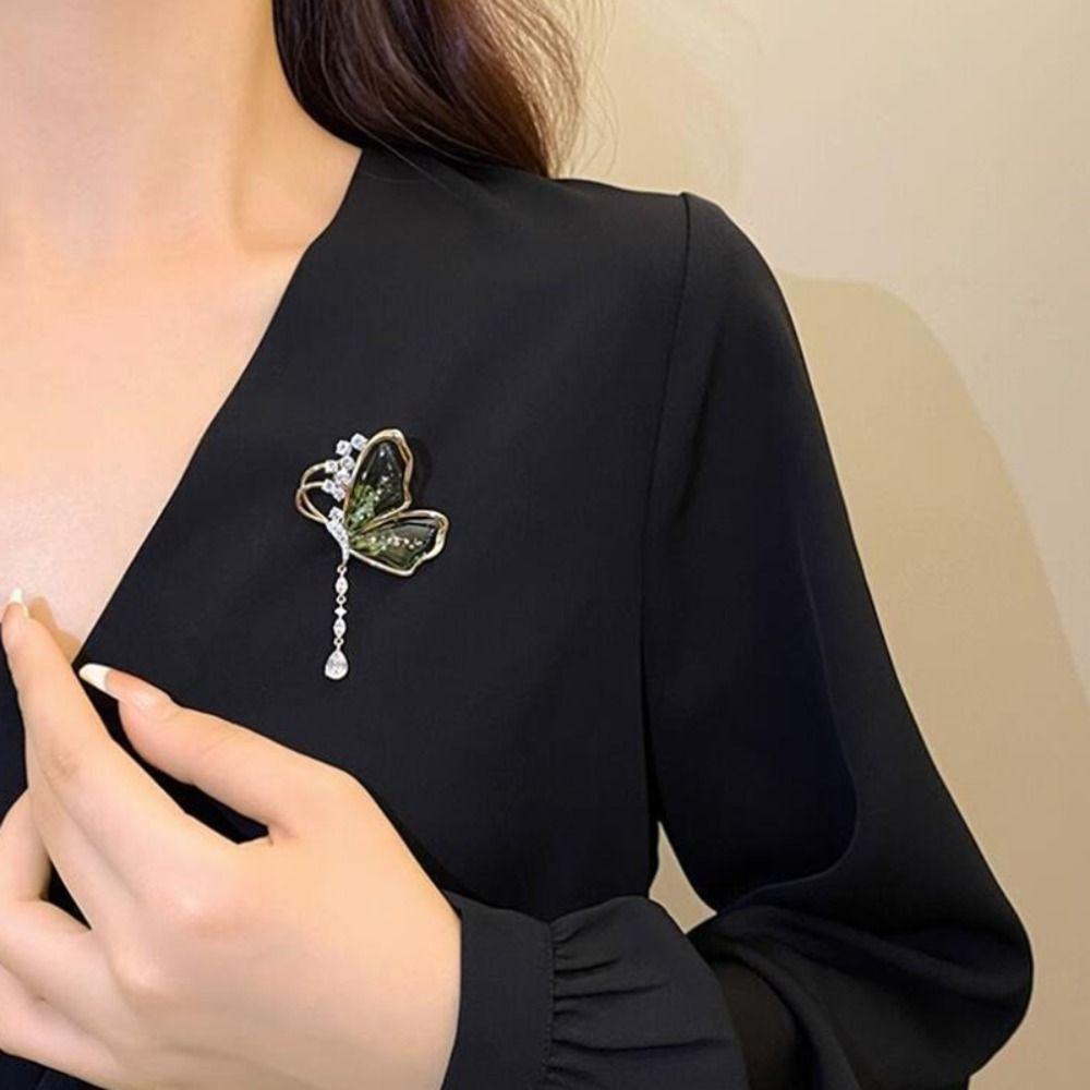 Dragonfly/Butterfly Shaped Brooches Imitation Pearl Jewelry Pin Fashion Badge Pin  Women Girls