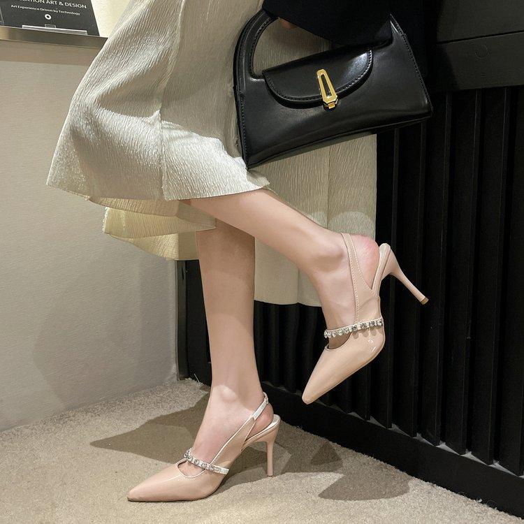 Женские туфли на высоком каблуке 2025 зима новые однословные со стразами на мыске, тонкий высокий каблук, острый носок, мелкий вырез, открытые туфли женские