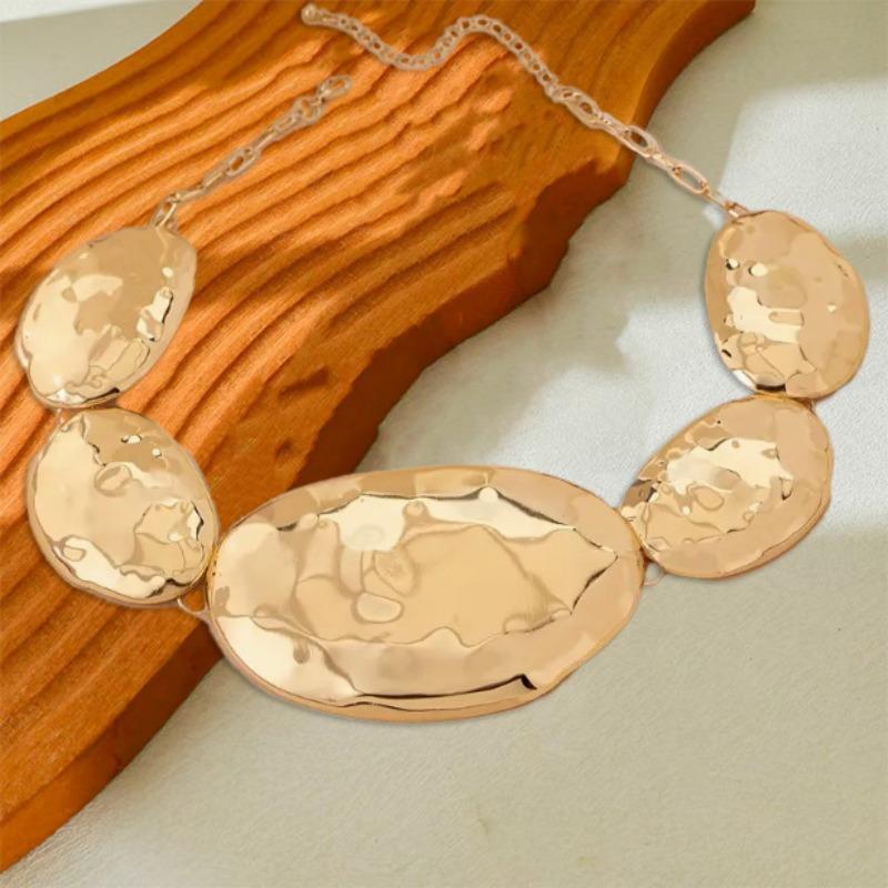 Неправильной овальной формы Металлический Глянцевый Геометрический узор Набор украшений Ювелирные изделия Серьги-пусеты Ожерелье