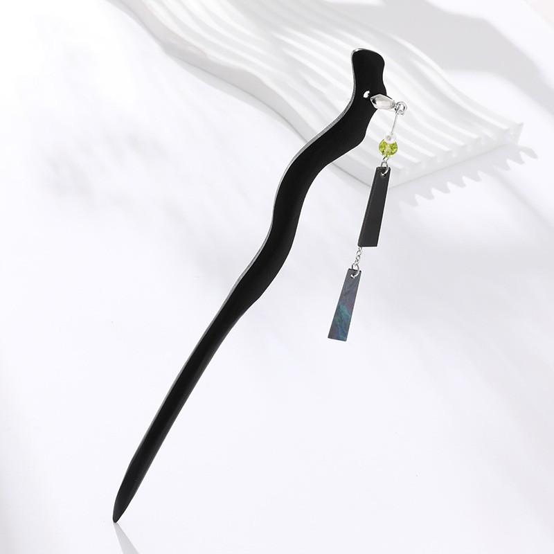 Заколка для волос в виде кисточки лотоса, инкрустированная бриллиантами: Элегантный китайский стиль с жемчужным цветком и замком мира, идеально подходит для женщин.