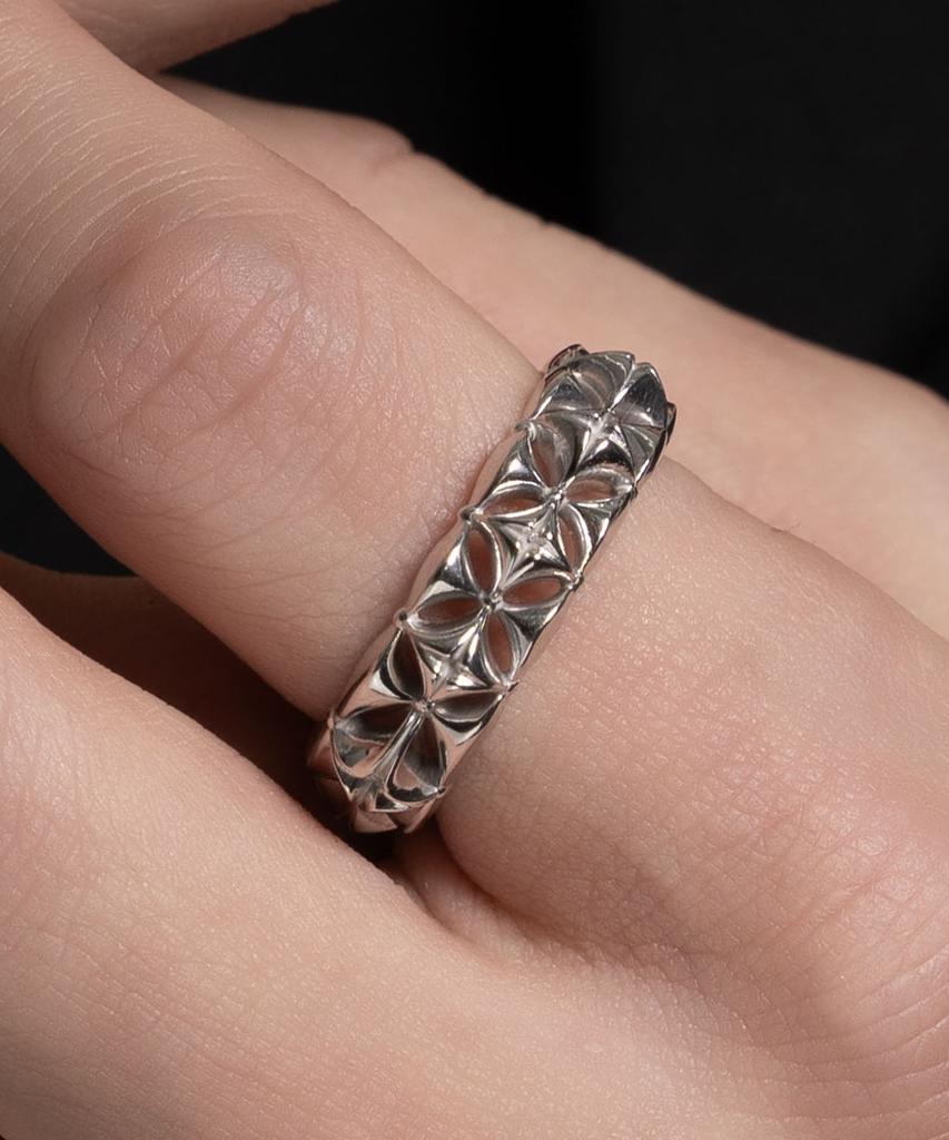 Vivus Ester White Gold Silver Ring