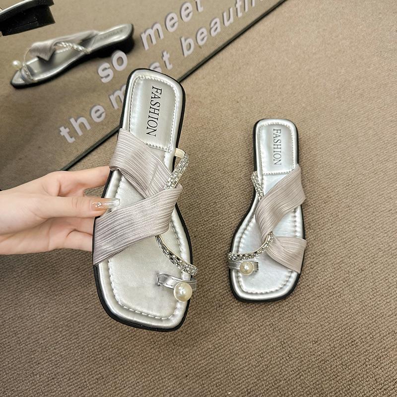 Низкие туфли женские тапочки повседневные пантофле блестящие шлепанцы резиновые шлепанцы роскошные новые желейные мягкие гавайские туфли на плоской подошве из искусственной кожи с блестками