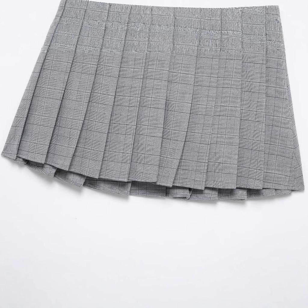 2025 Spring Women's European & American Style Versatile Plaid Pleated Skort