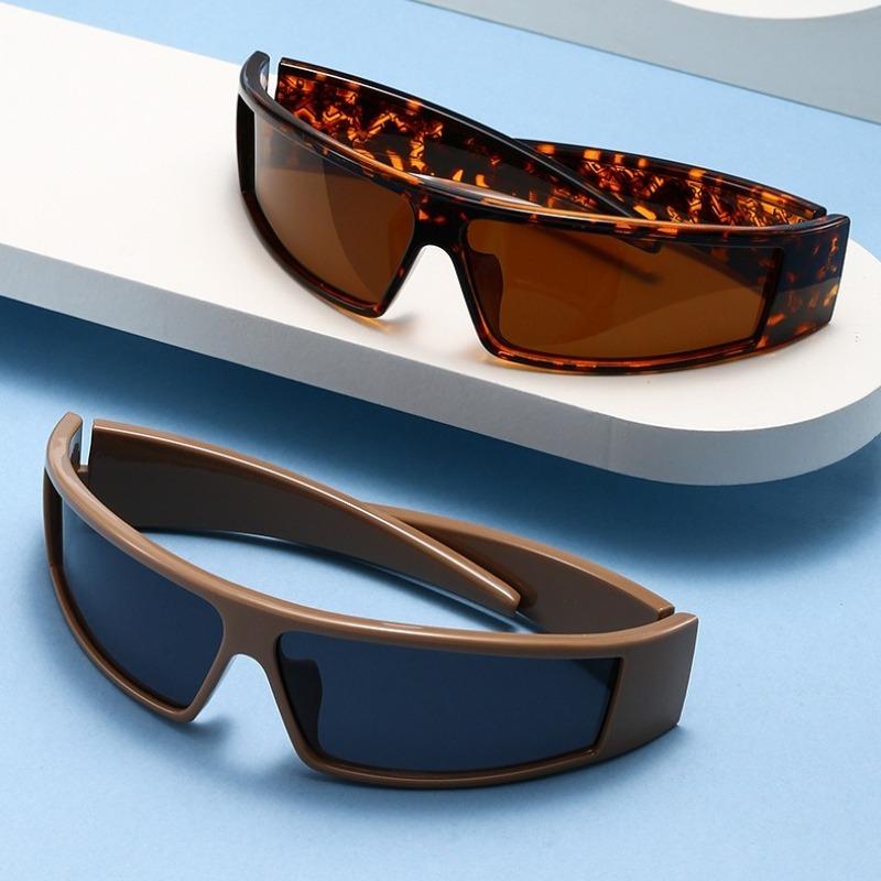 Punk Sunglasses Luxury Design Futuristic Trendy Sunglasses Sports Shield Shades For Ladies Trendy Wrap Around Goggle Eyewear