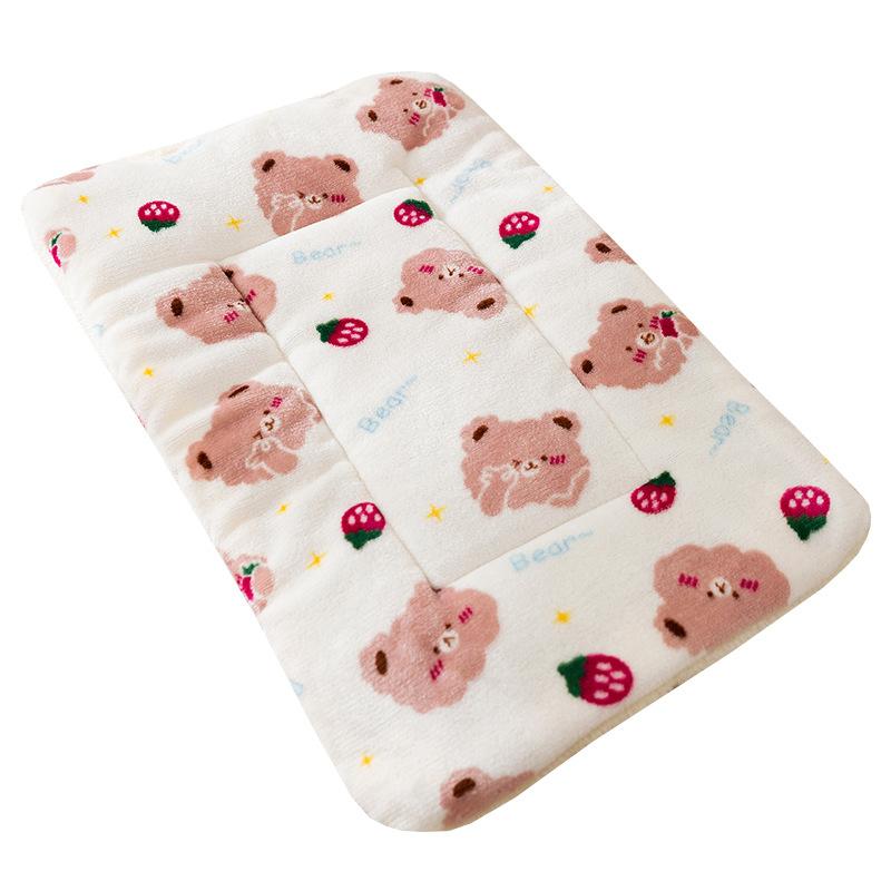 Cartoon Bear Flannel Cat Pet Blanket Dog Mat Quilt Dog Household Pet Supplies Universal for All Seasons