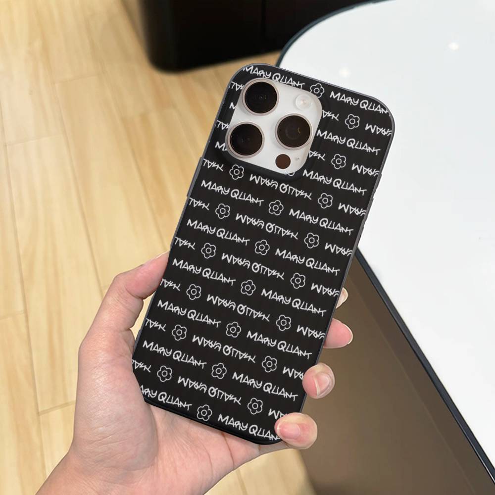 Fashion Brand Q-Quant Mary For IPhone 17 16 15 11 12 13 14 Pro Max Plus Pro Corrugated Translucent Back Phone Cover