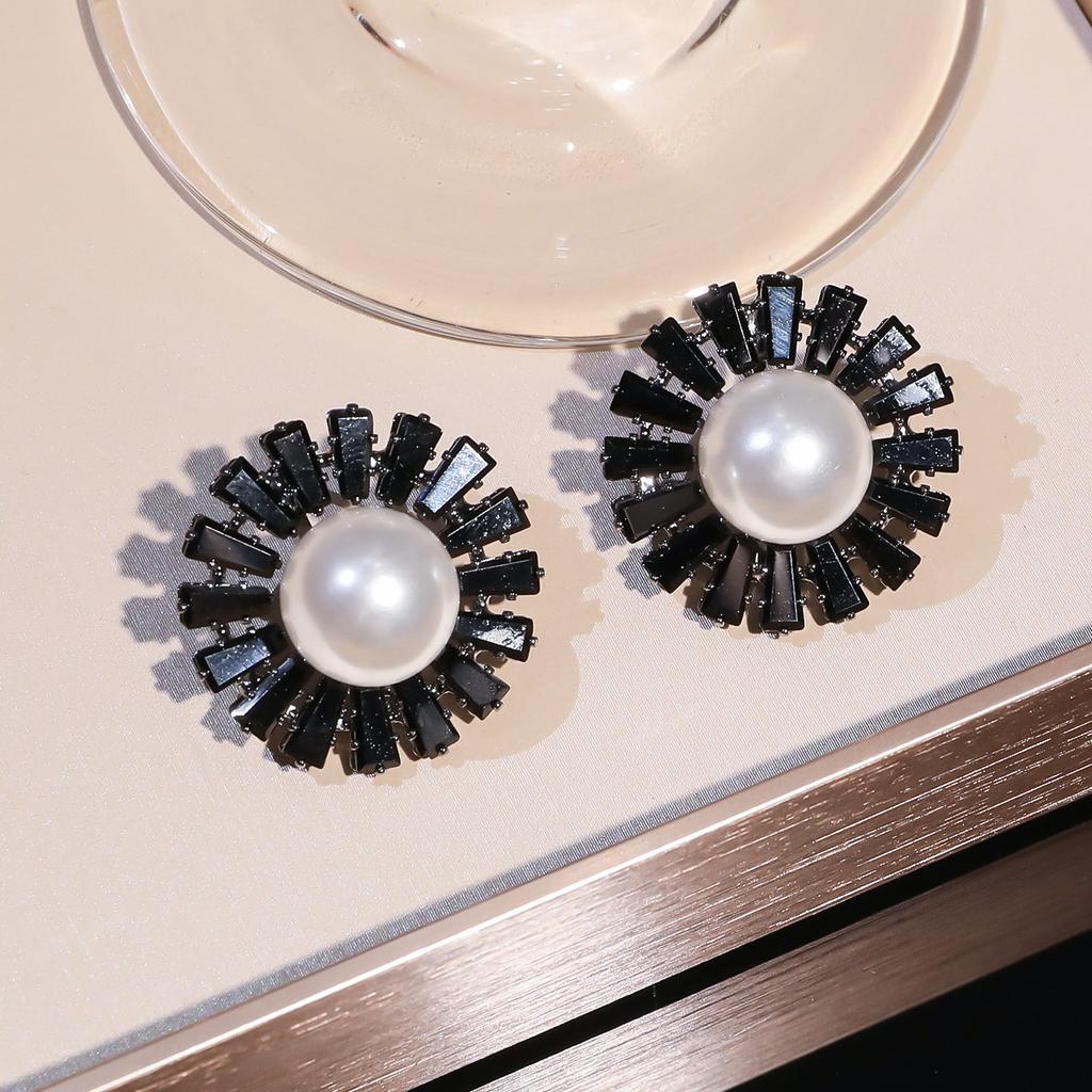 Корейские простые и универсальные геометрические овальные серьги-пусеты с полным бриллиантом и жемчугом, женственные, темпераментные, блестящие, с кристаллами, ювелирные украшения для ушей