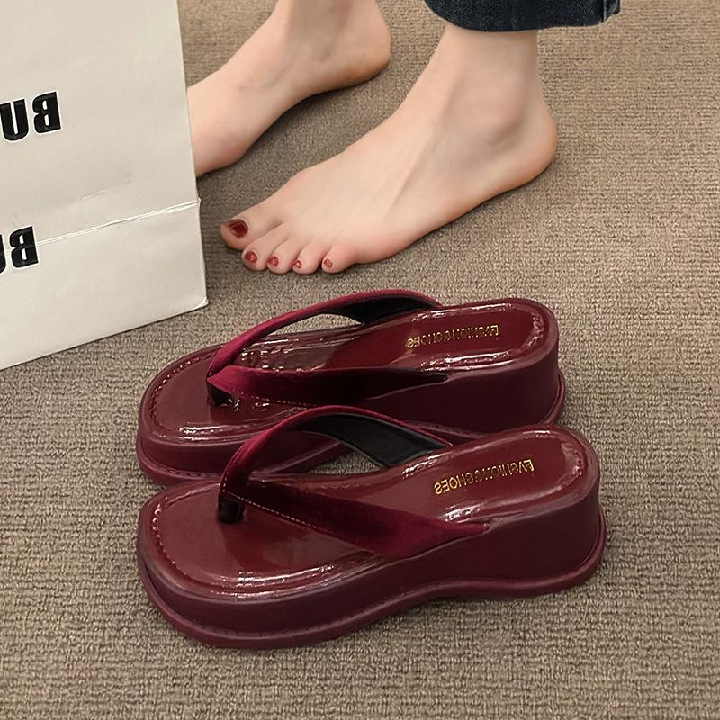 Flip-flops Women's Summer Outer Wear Thick-soled Muffin Casual Height Increase New High-heeled Non-slip Beach Cool Slippers