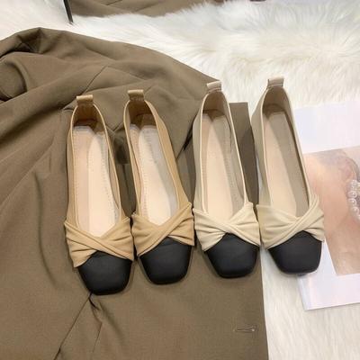 Модные туфли-лодочки для отдыха, женские лоферы, повседневная обувь без шнуровки из искусственной кожи с квадратным носком для женщин, туфли-лодочки в стиле пэчворк, плиссированная повседневная обувь больших размеров