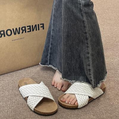Вязаные шлепанцы с перекрестными ремешками женская верхняя одежда 2025 новые ретро универсальные на одной педали с юбкой повседневные крутые шлепанцы