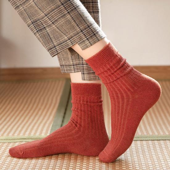 1 пара женских носков средней длины без запаха в японском стиле, высокоэластичные, нескользящие, дышащие, мягкие, впитывающие пот, не садятся, спортивные хлопковые носки