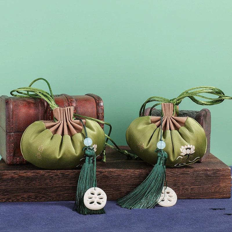 Sachet Hanfu Pouch: Traditional Chinese-Style Portable Scented Bag and Mosquito Repellent