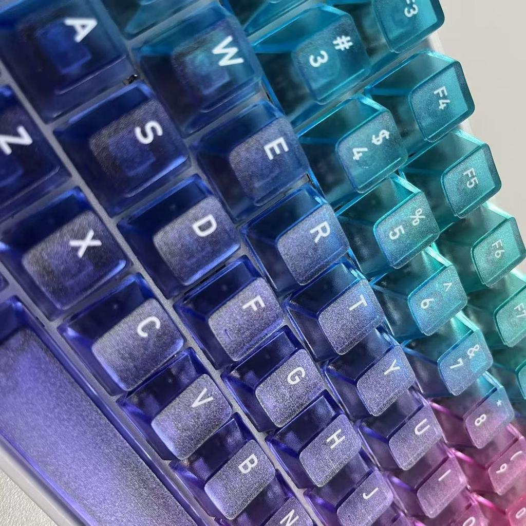 Матовые колпачки с радужным градиентом - Индивидуальная посадка для клавиатур на 61/68/75/87/98 клавиш
