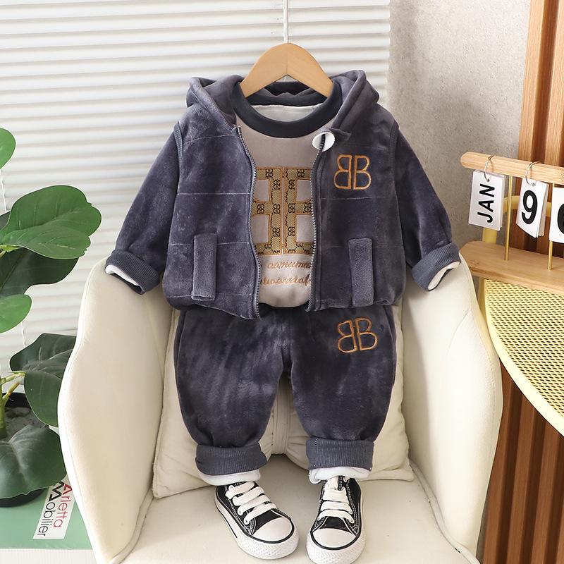 1-4 года Winner Baby Boys Clothes Cute Lion Autumn Boys Clothing Sets Coat + Vest + Bruins Boys Suits Children's Clothing