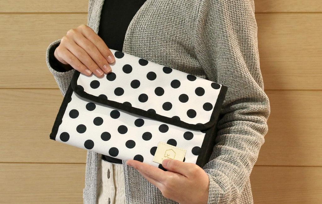 Чехол для ноутбука «Мать и дитя», в котором есть все необходимое Mom Multi For 3 For 2 Insurance For 2 and 3 Persons Y-Style Y-Style Wants, Case, Bellows, People,