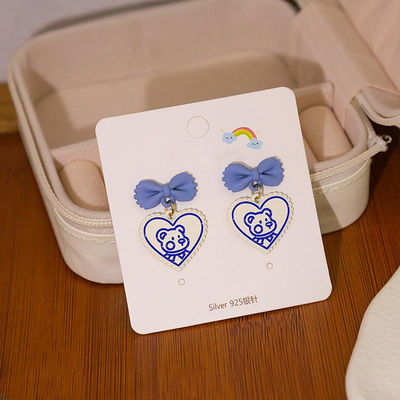 Cute Bear Earrings, Asymmetrical Cartoon Stud Earrings, Beautiful Girl Love Fun Earrings