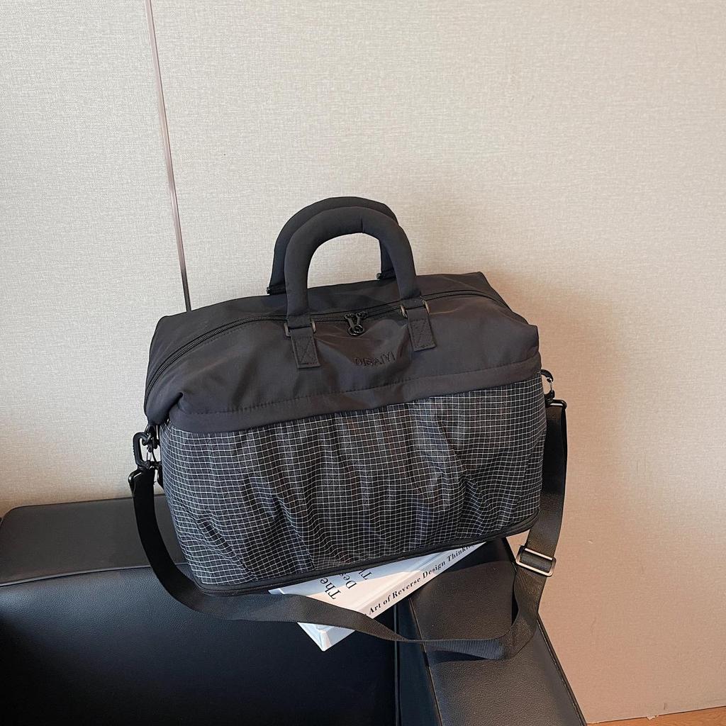 Вместительная дорожная сумка-трансформер — легкая сумка через плечо для деловых поездок и спортзала.