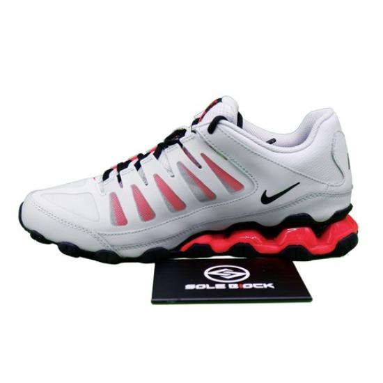 Nike Reax 8 TR Low Чистый Платиновый Красный Чили - 621716-027