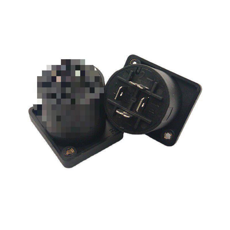 4-пиновый XLR-разъем (розетка) для усилителей и кабелей