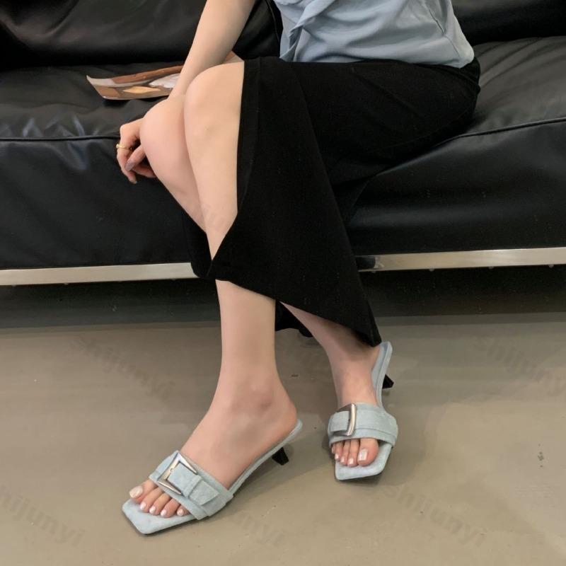 Модные шлепанцы с пряжкой, с открытым носком и квадратным носком, элегантные, удобные, на высоком каблуке, для женщин, лето 2025