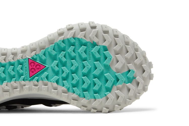 Men's Sneakers Nike ACG Mountain Fly Low Light Menta White/Black-Anthracite-Grey Fog-Light Menta-Pink Prime