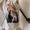 Fashion casual texture niche bag women's 2025 new armpit bag versatile shoulder messenger bag commuter handbag