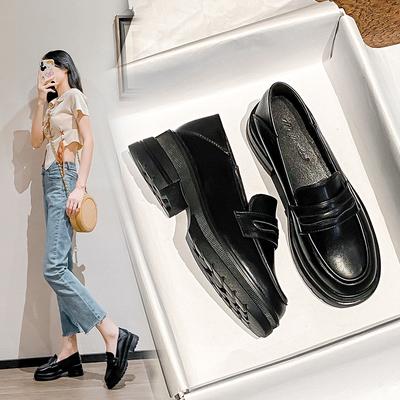 Женская обувь на толстой подошве осень-зима 2024 года в ретро-британском стиле