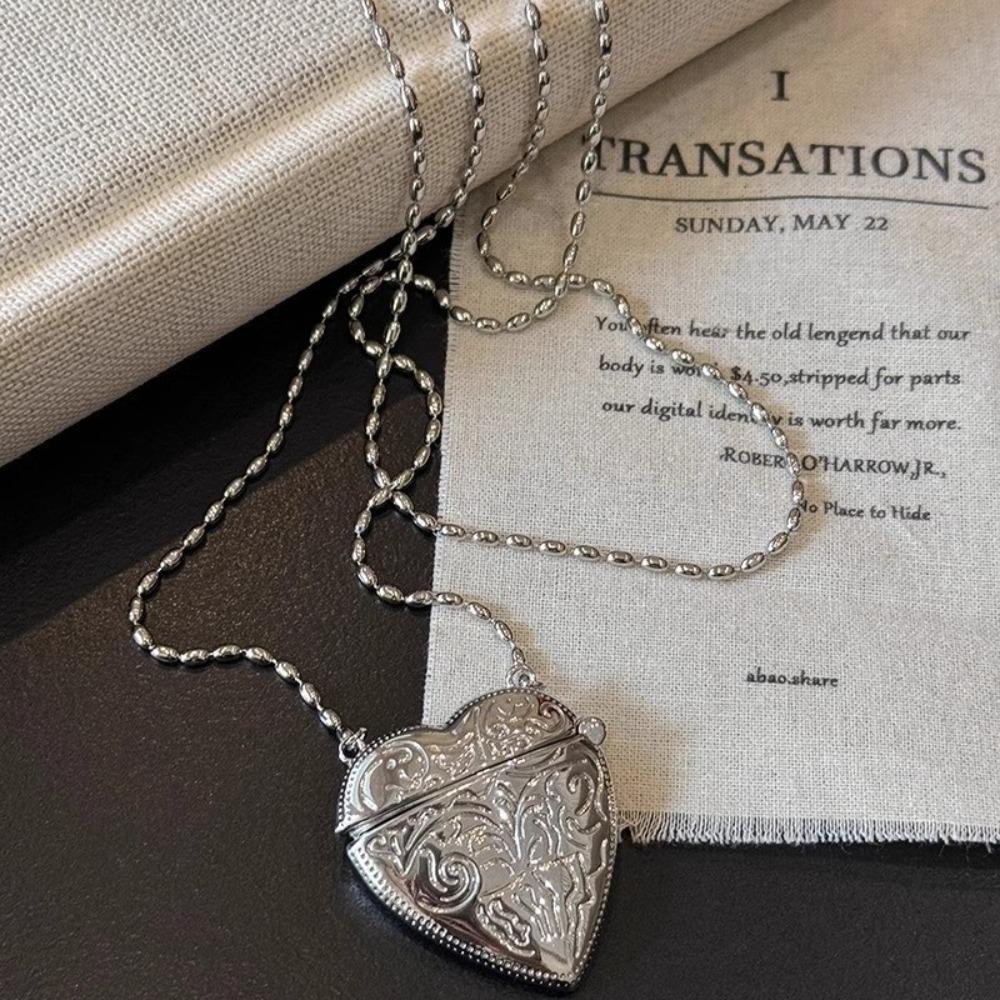 Photo Pendant Heart Locket Necklace Zinc Zinc Alloy Metal Photo Box Pendant Sweater Chain